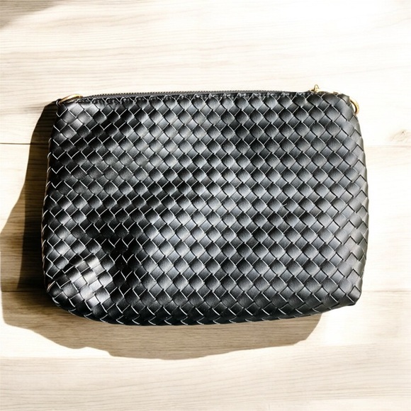 NEW Gray Haus: Soho Woven Black Bag Purse Jilly Box Summer 2025 Vegan Leather - Picture 3 of 10